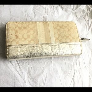 Coach Signature C metallic wallet